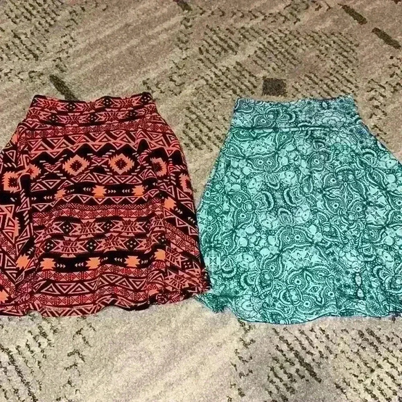 NWOT 2Pk Kids LuLaRoe Azure Skit Sz 4 - Picture 1 of 3